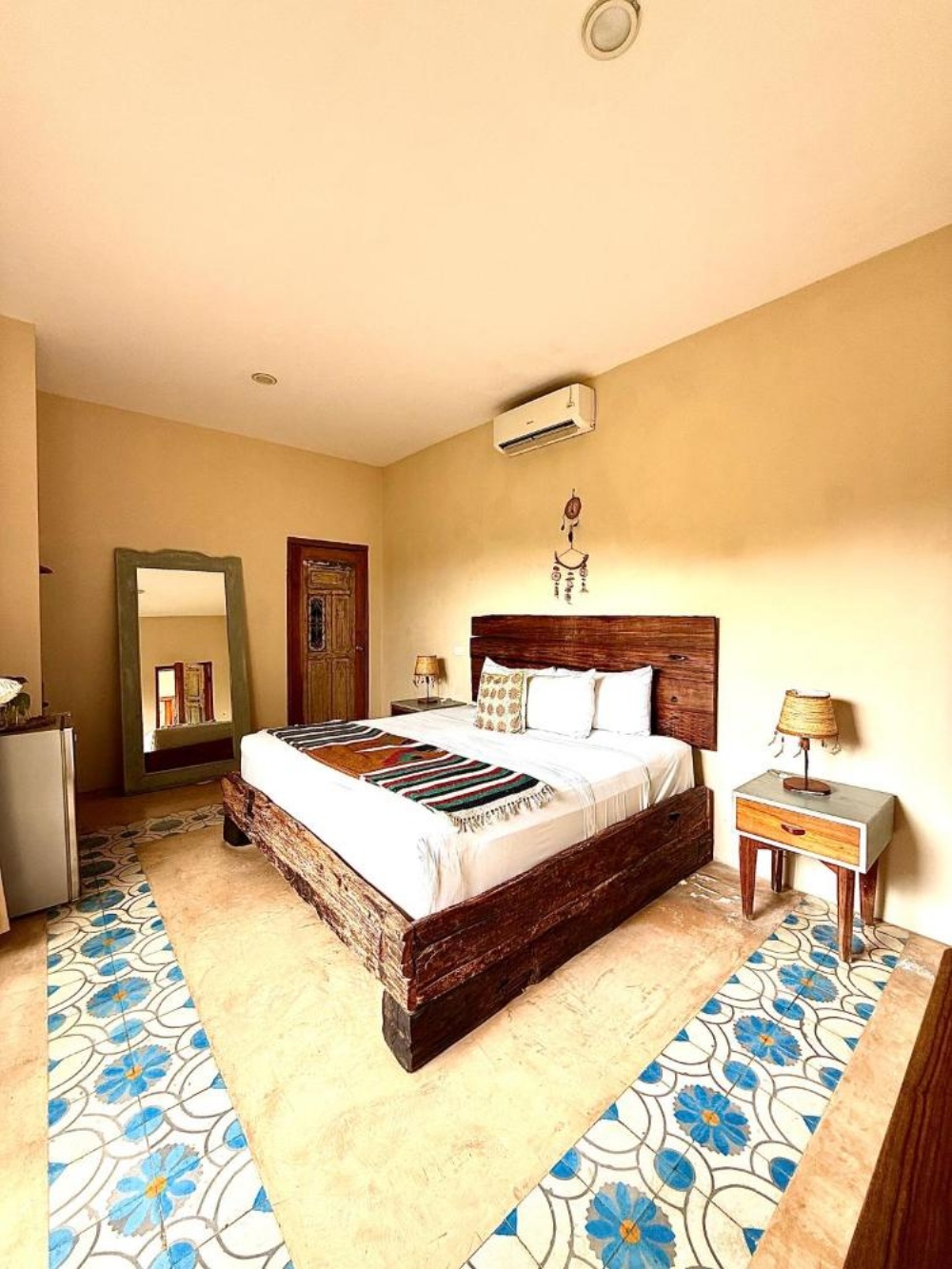 Premium King with Balcony