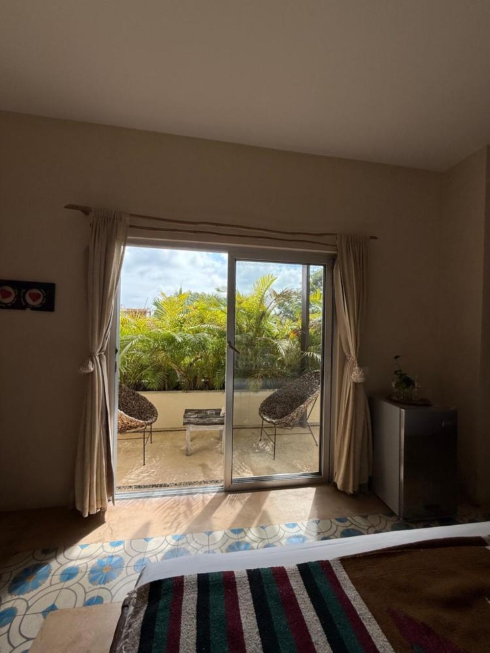 Room image 4