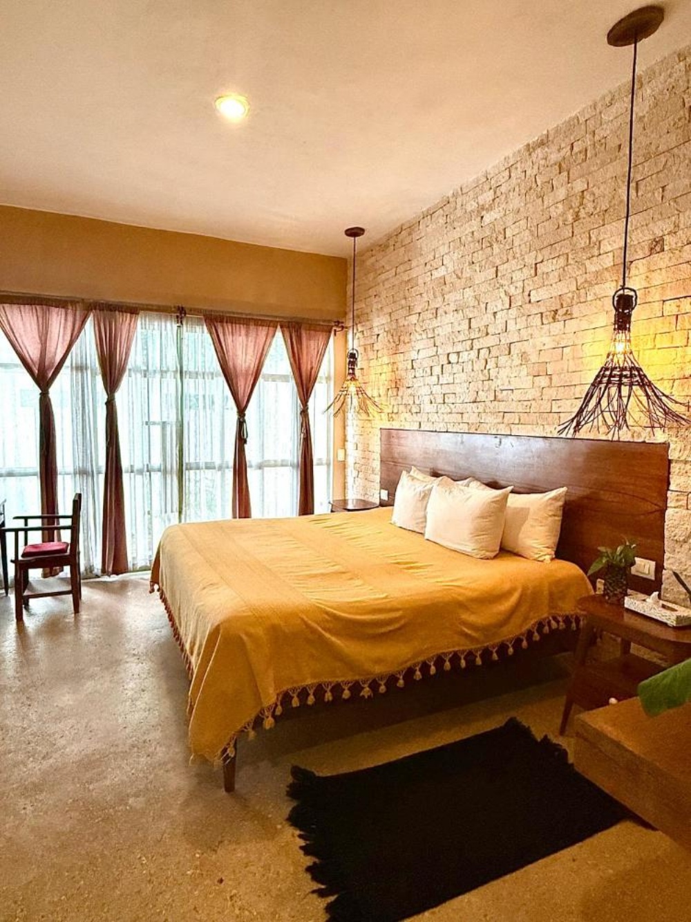 Room image 3